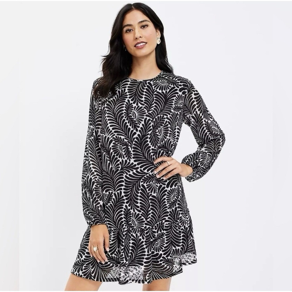 Loft Ann Taylor Fern Flounce Swing Dress Long Sleeve Mini Dress Size Medium NWT